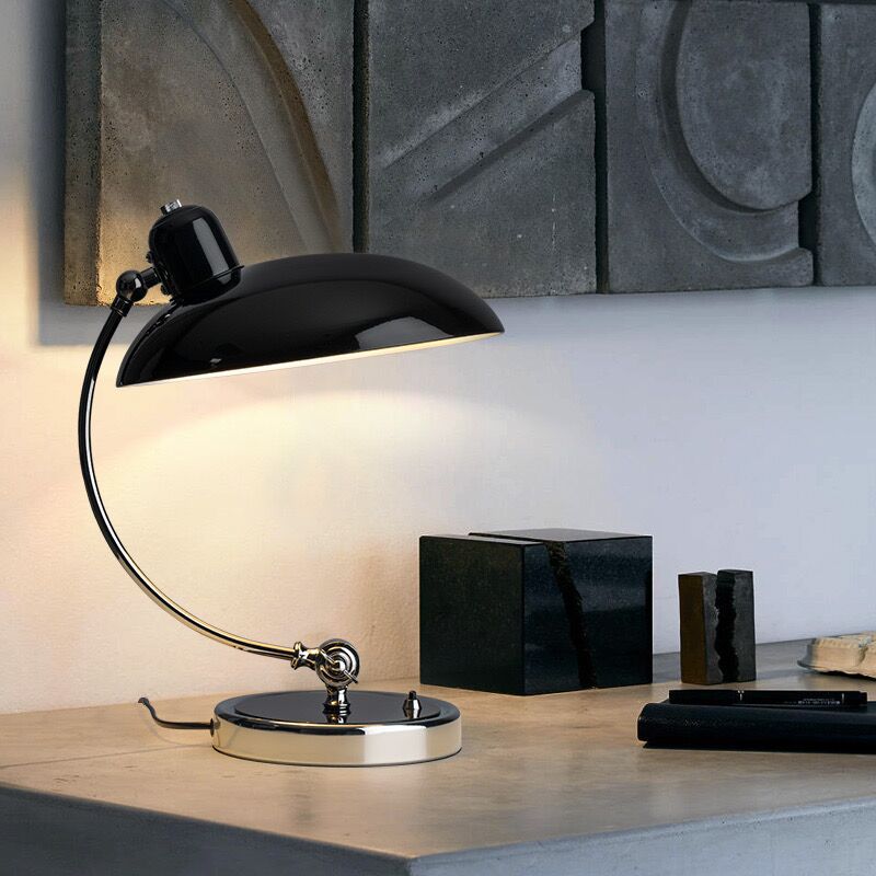 Mid-Century Modern Table Lamp – Dome & Curved