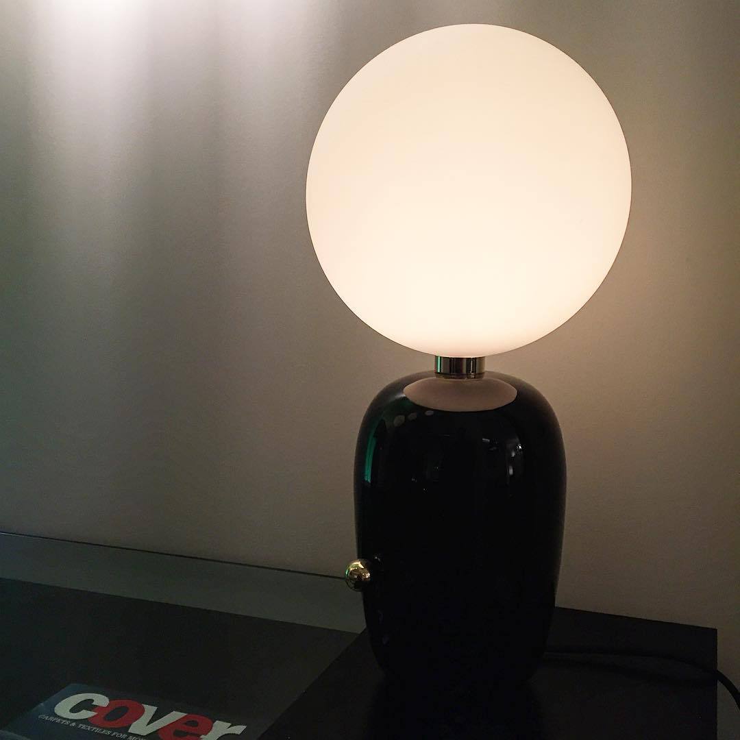 Minimalist Spherical Table Lamp with Cylindrical Base