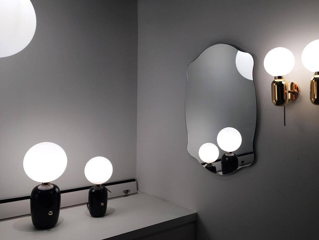 Minimalist Spherical Table Lamp with Cylindrical Base