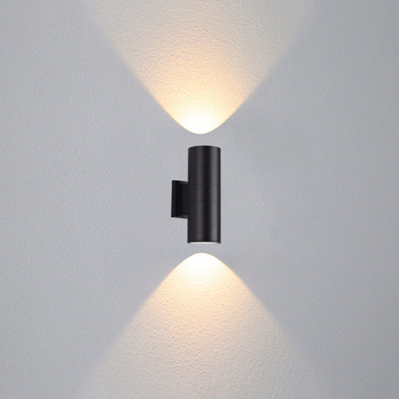 Modern Dual Head Outdoor Wall Lamp – Waterproof Metal Design