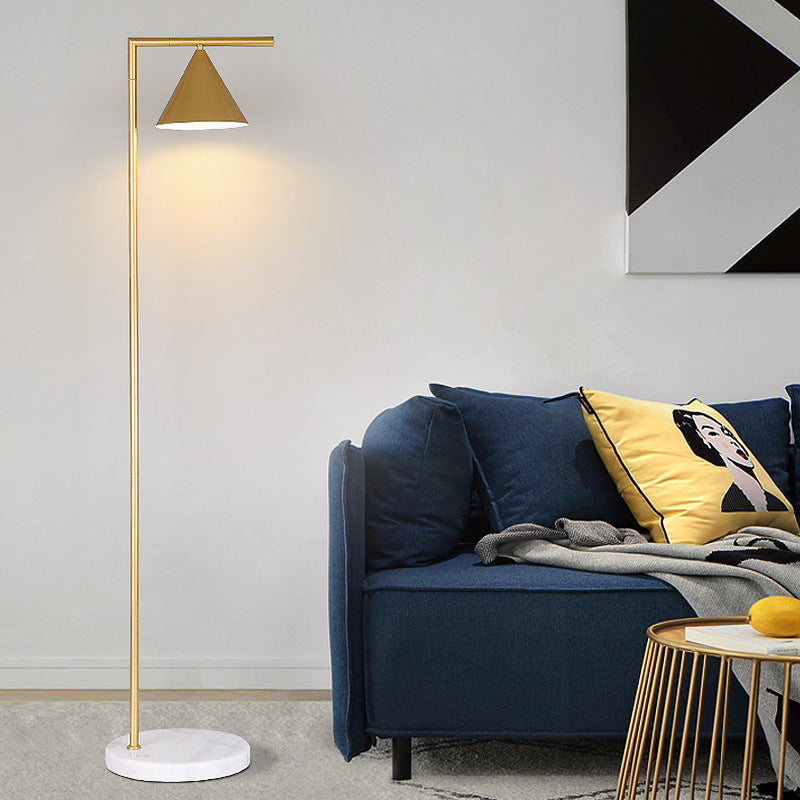 Minimalist Floor Lamp – Conical Rotating Diffuser