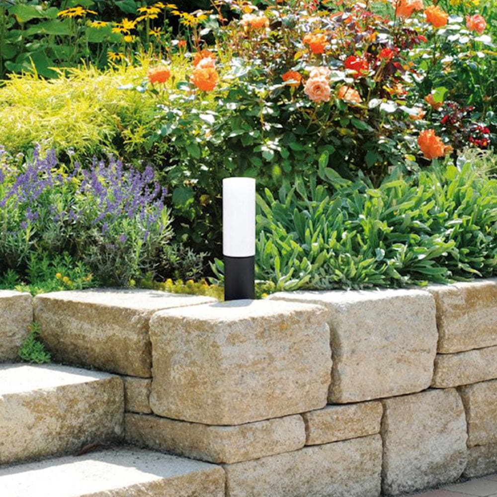 Elegant-Modern Outdoor Bollard & Pathway Light