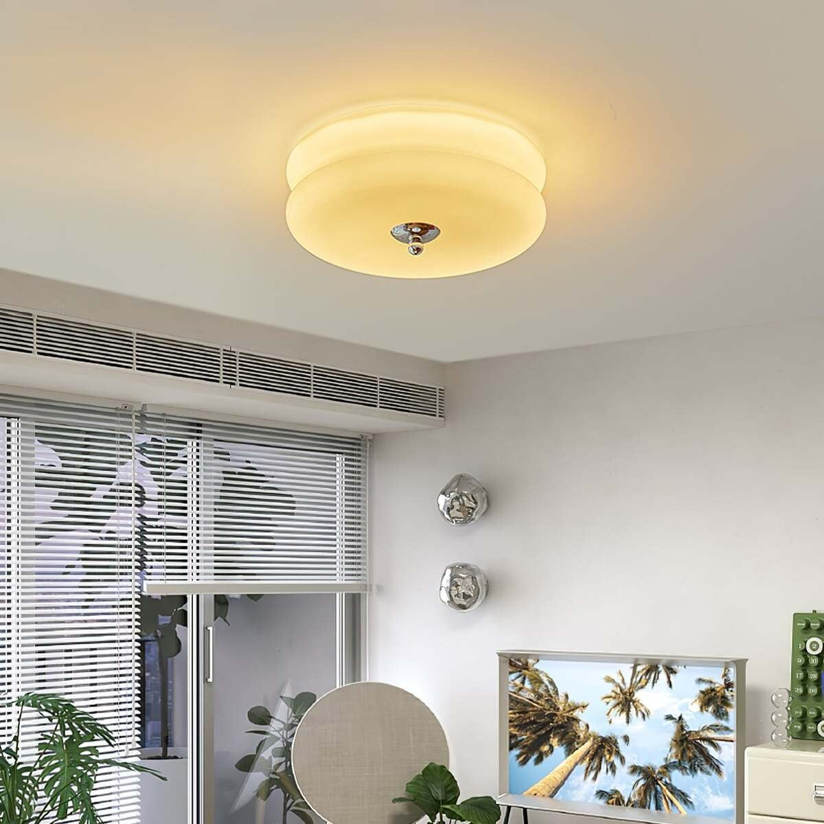 Flush Mount LED Light with Minimalist Disc-Design