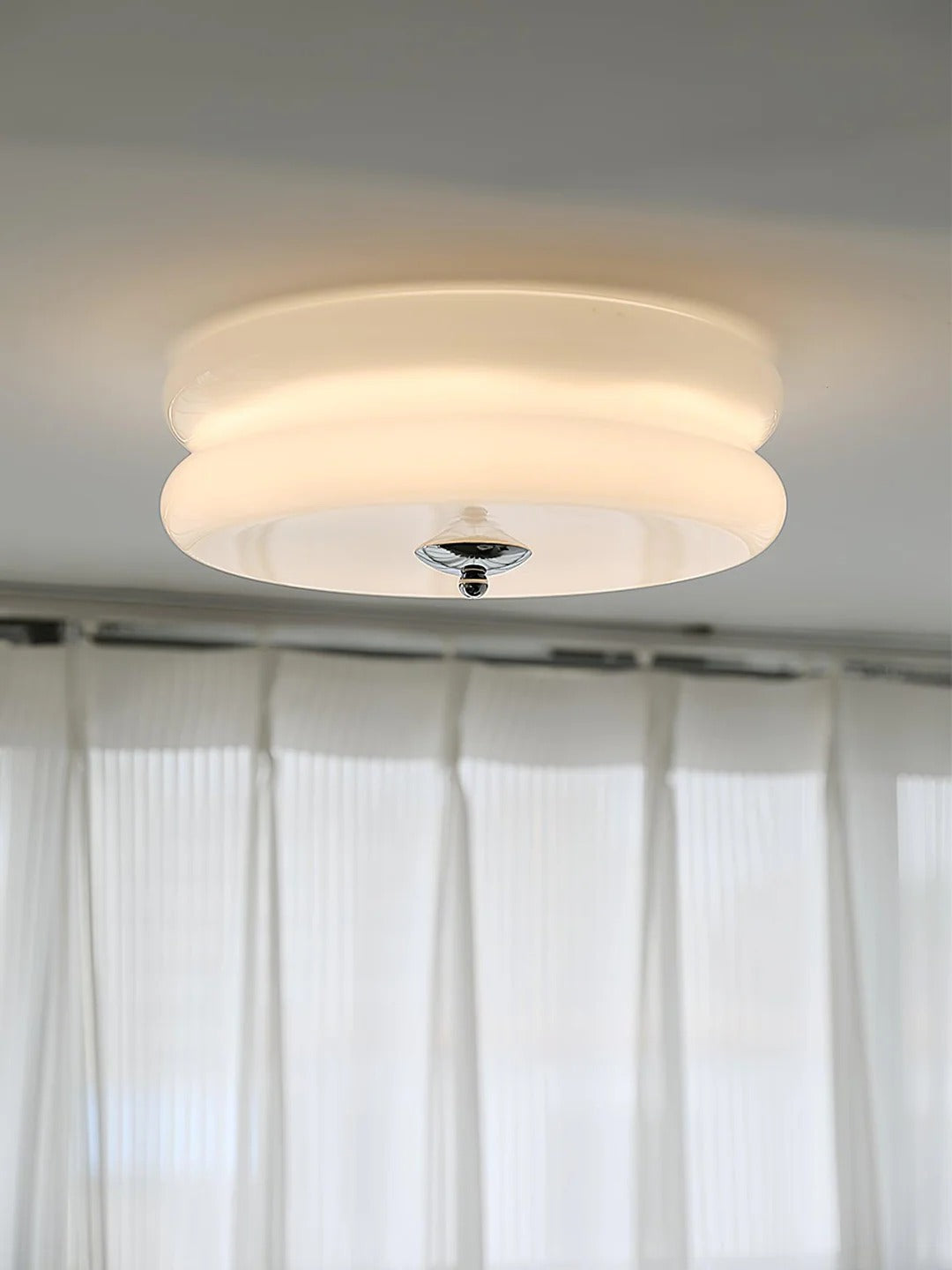 Flush Mount LED Light with Minimalist Disc-Design