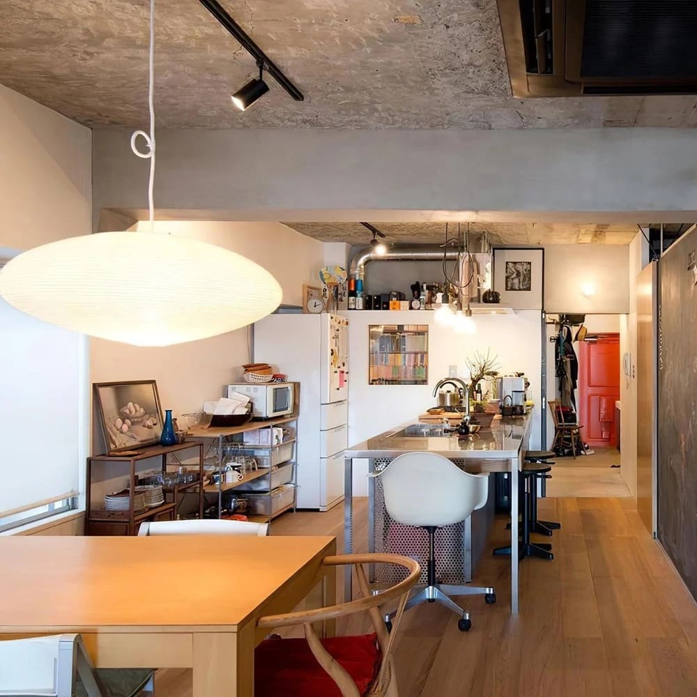 Japandi Ellipsoidal Parallel-Ribbed Pendant Light
