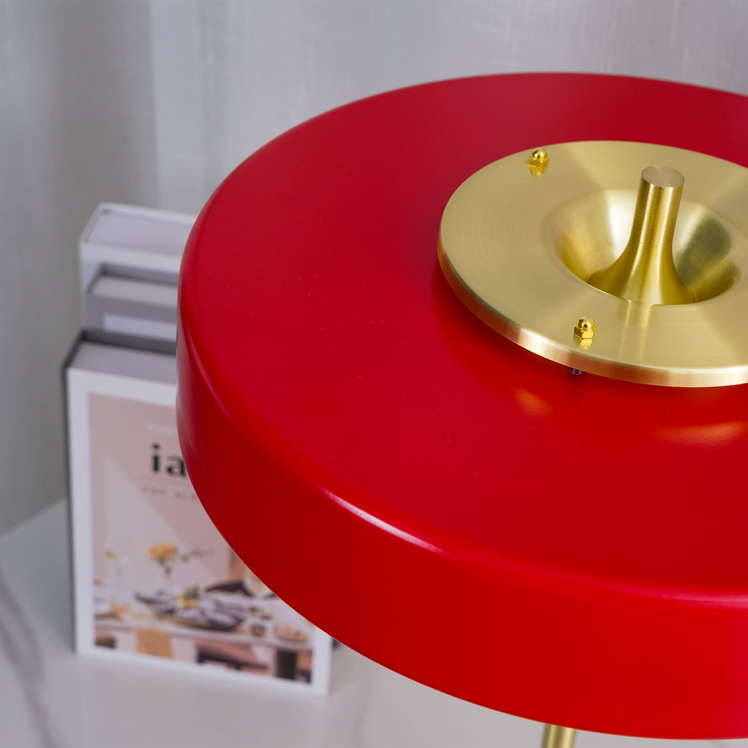 Bauhaus Table Lamp with Cylindrical Shade Design