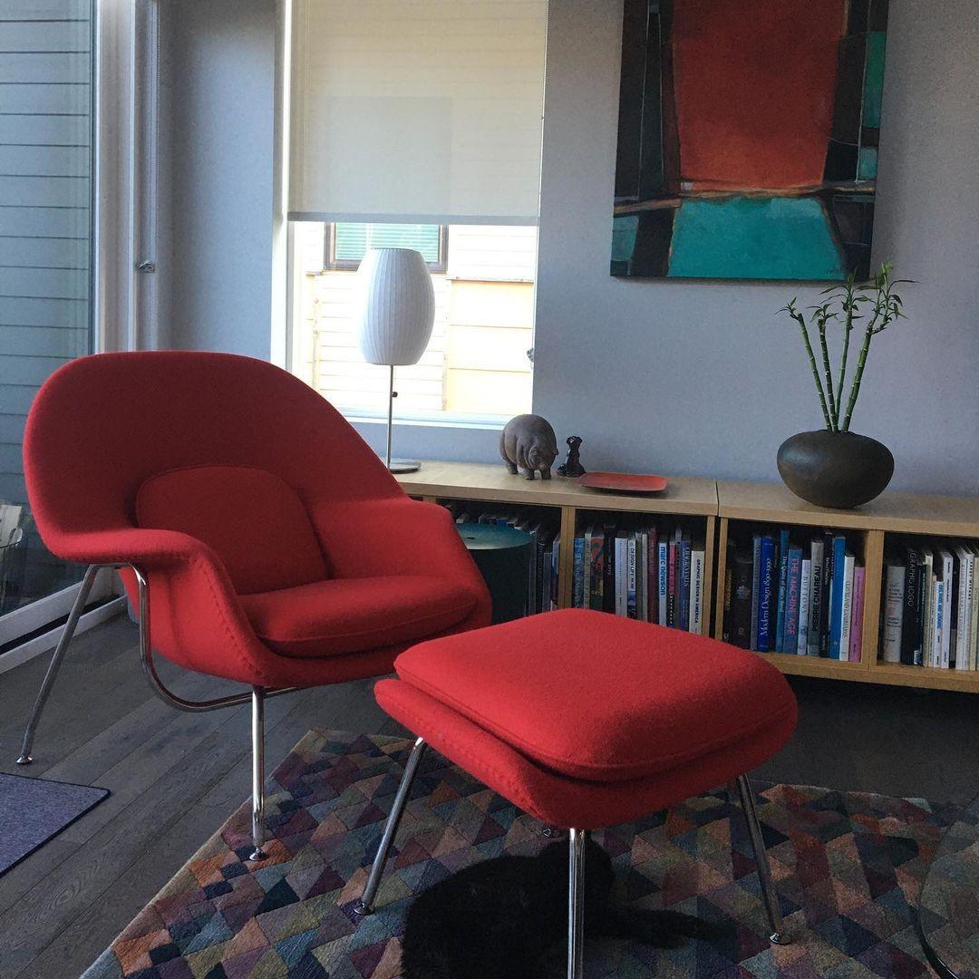 Mid-Century Table Lamp – Elegant Ribbed Shade