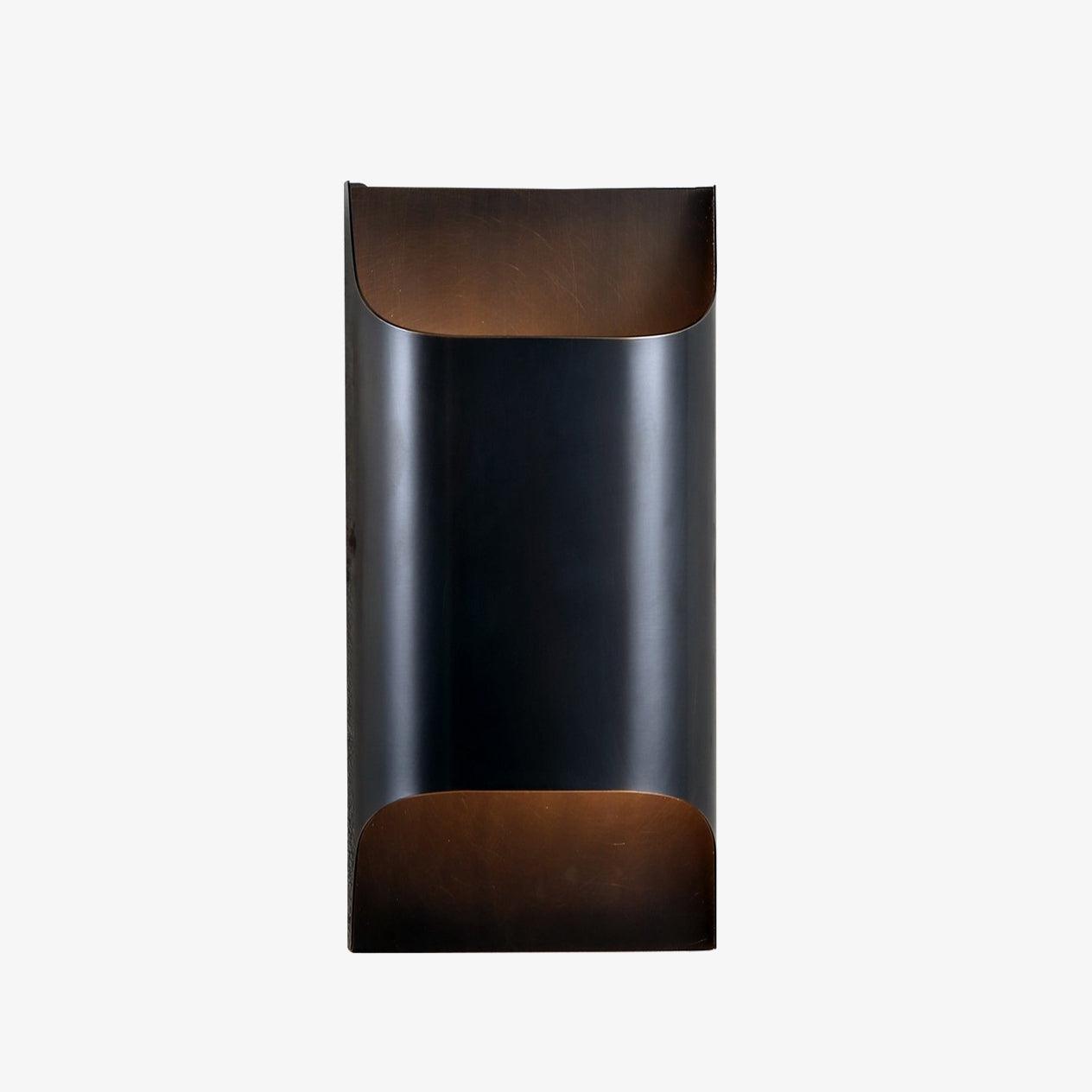 Art Deco Wall Sconce Featuring Smooth Contour