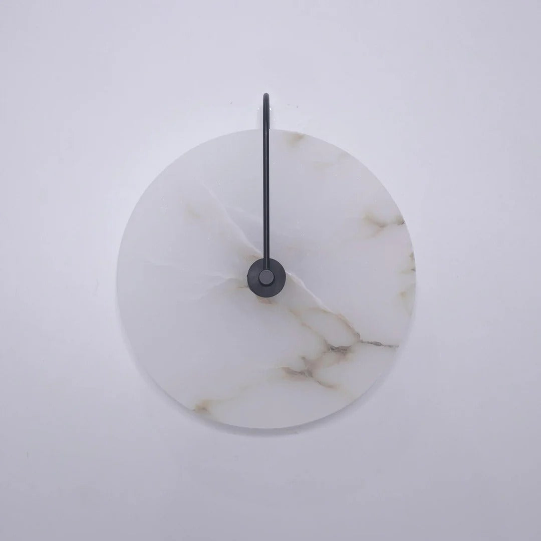 Minimalist LED Wall Sconce featuring Circular Arc
