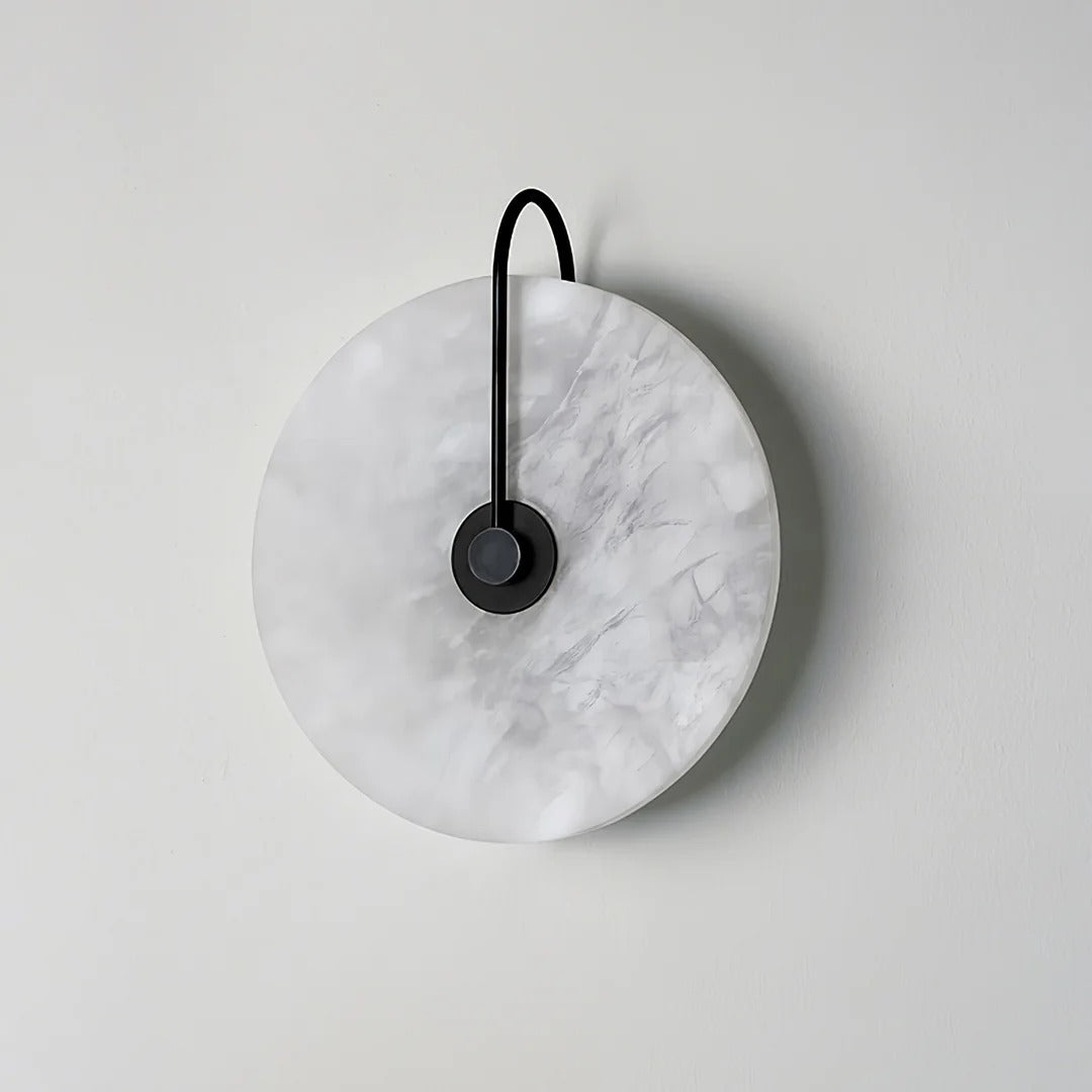 Minimalist LED Wall Sconce featuring Circular Arc