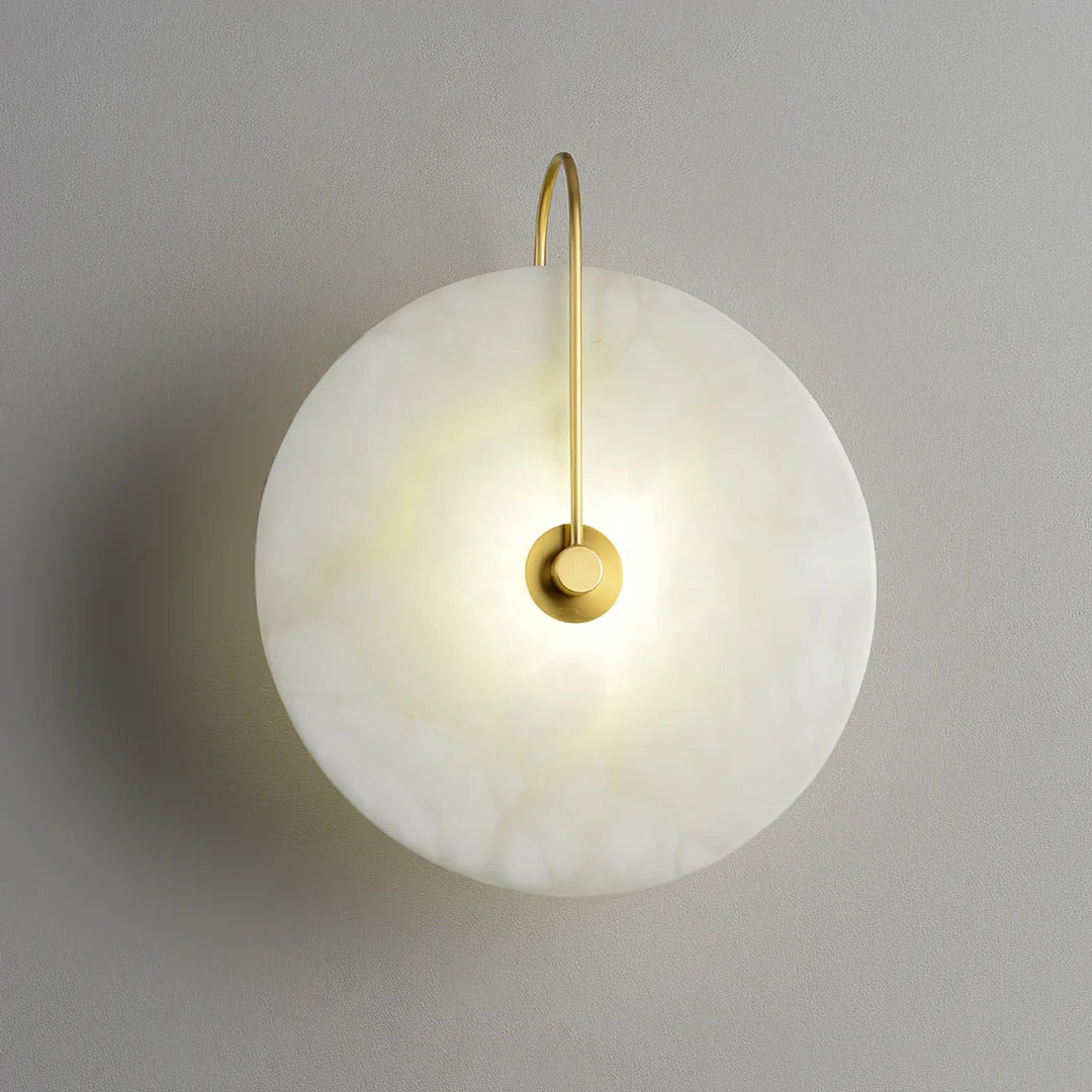 Minimalist LED Wall Sconce featuring Circular Arc