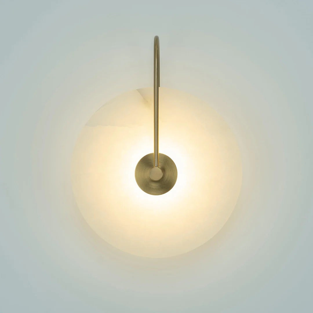 Minimalist LED Wall Sconce featuring Circular Arc