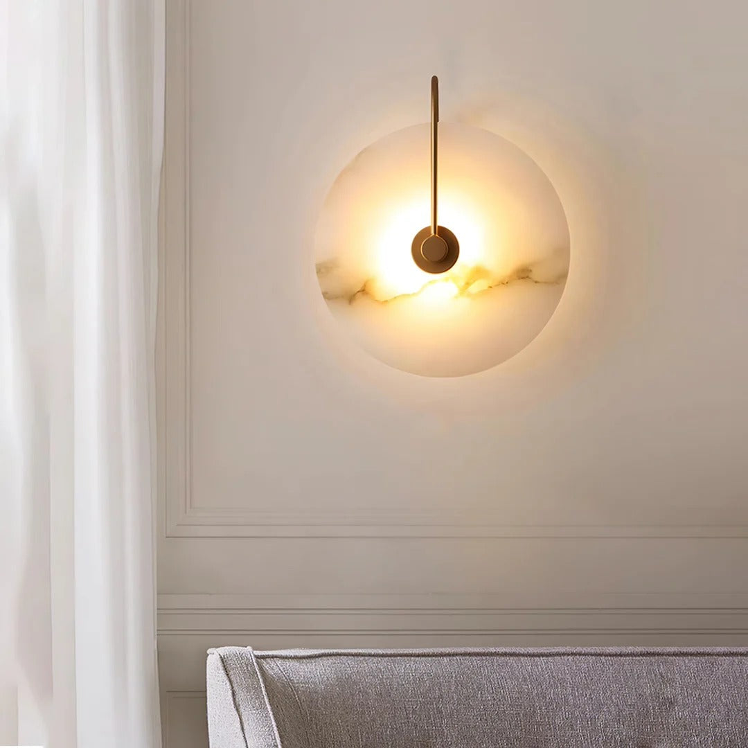 Minimalist LED Wall Sconce featuring Circular Arc