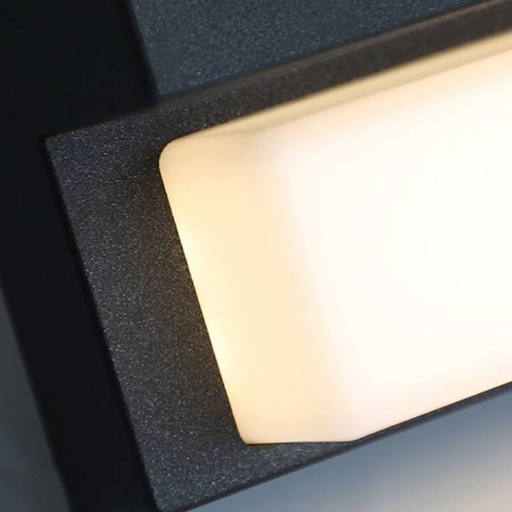 Minimalist Outdoor LED Wall Light – Waterproof with Adjustable Colors