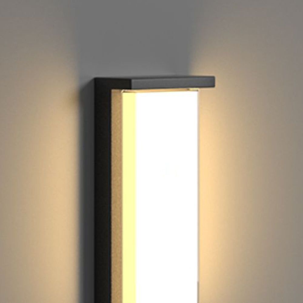 Minimalist Outdoor Wall Light – Black, Solar or Hardwired, Waterproof Design