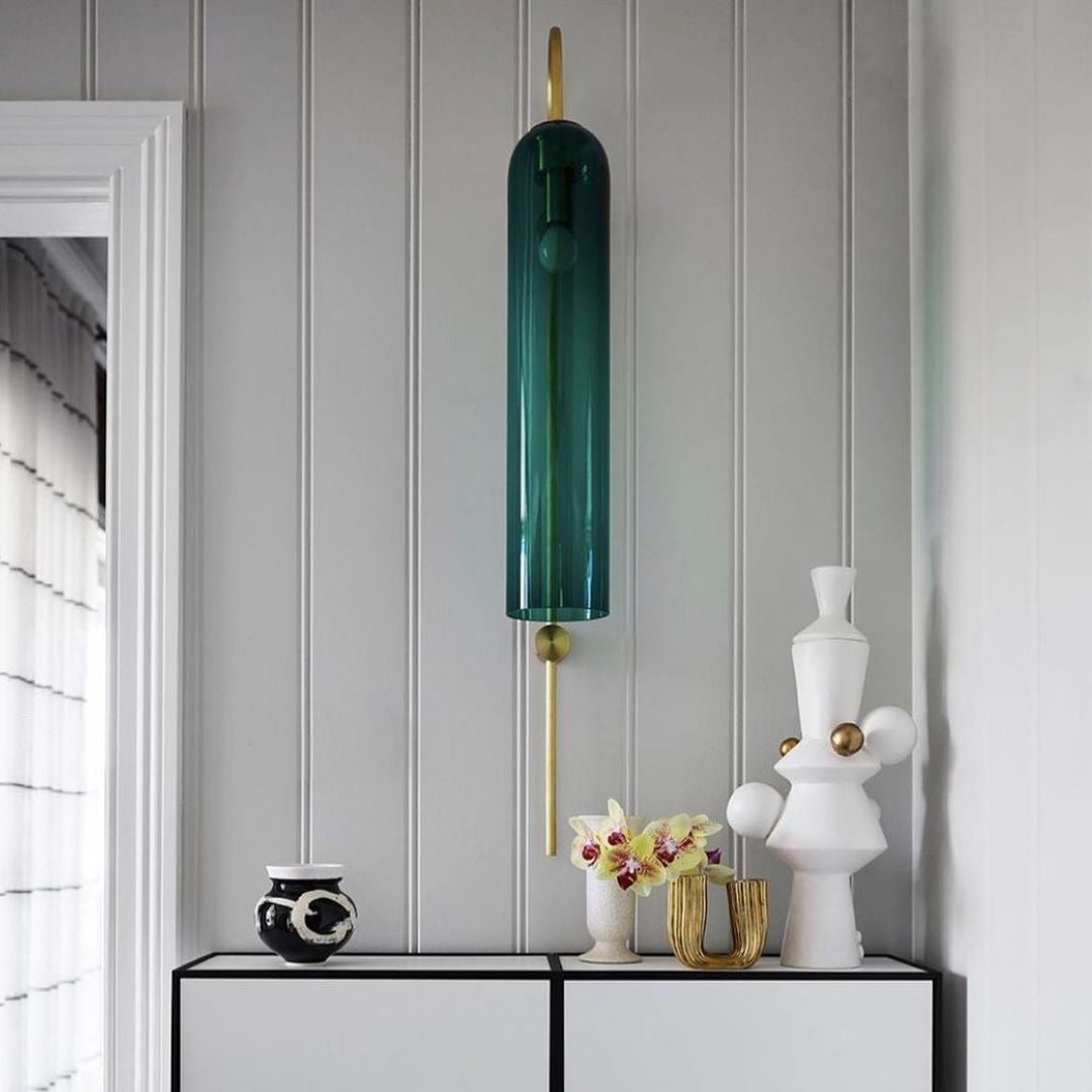 Modern Minimalist Wall Sconce – Cylindrical Glass