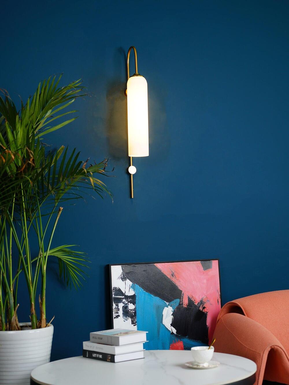 Modern Minimalist Wall Sconce – Cylindrical Glass