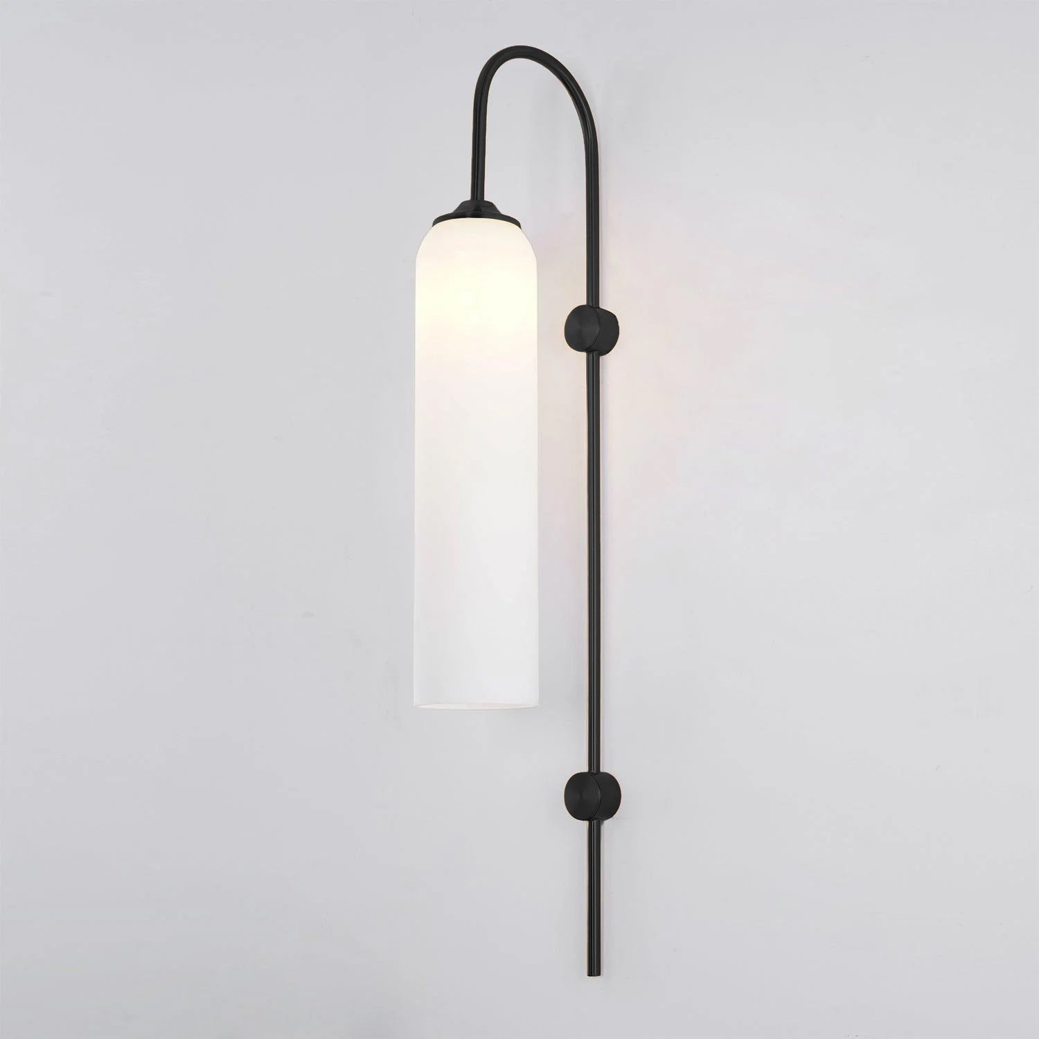 Modern Minimalist Wall Sconce – Cylindrical Glass