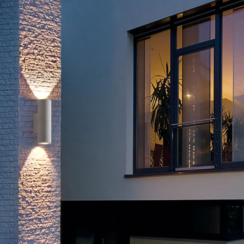 Modern Outdoor LED Wall Light – Cylindrical Design, Black or White, Waterproof