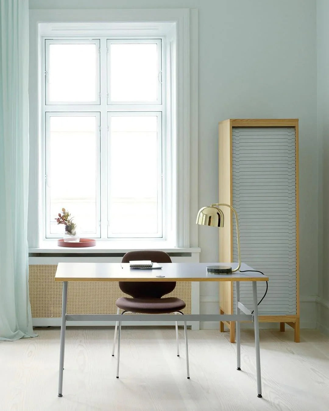 Modern Minimalist Table Lamp with Curved Dome