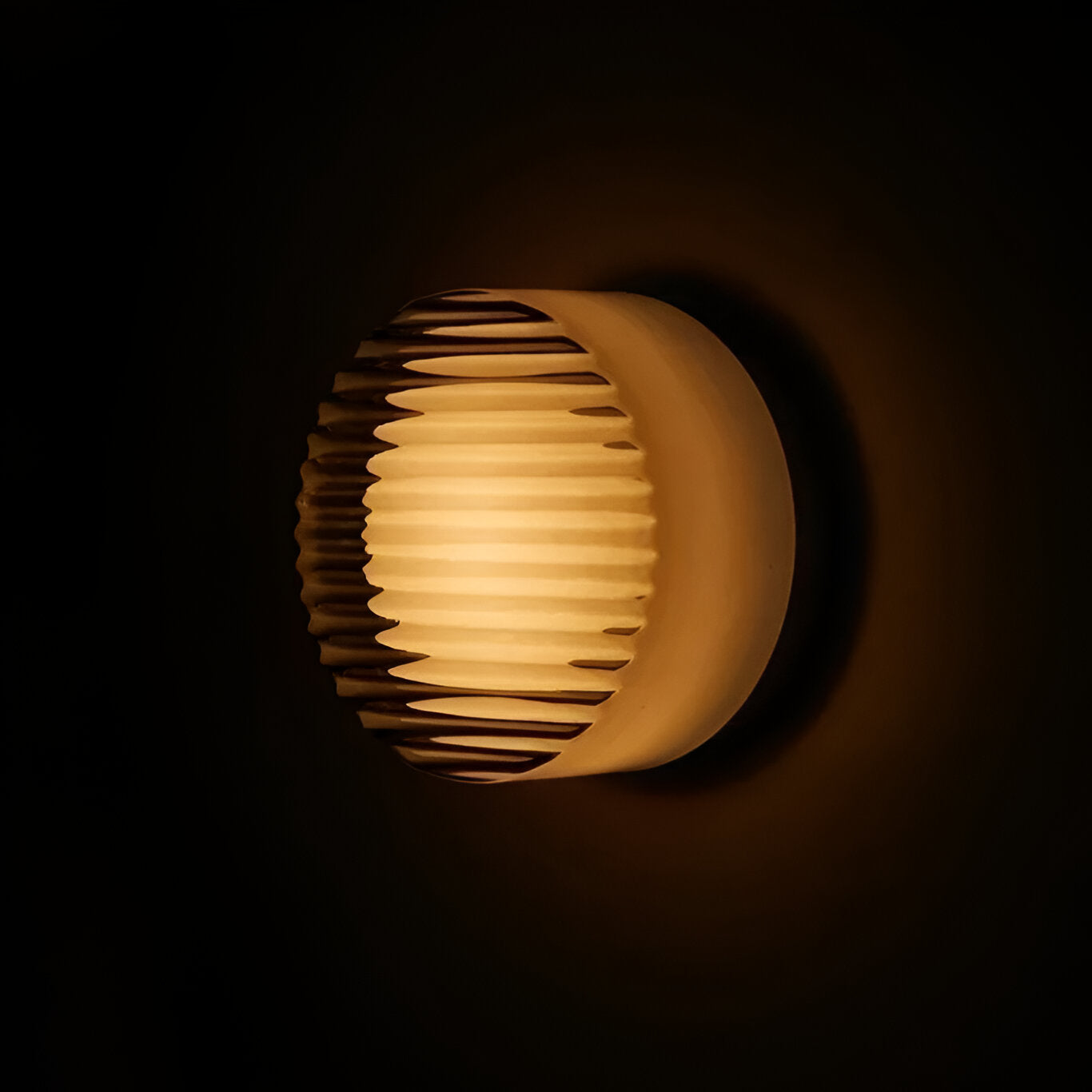 Modern LED Wall Sconce in Potato Chip Design