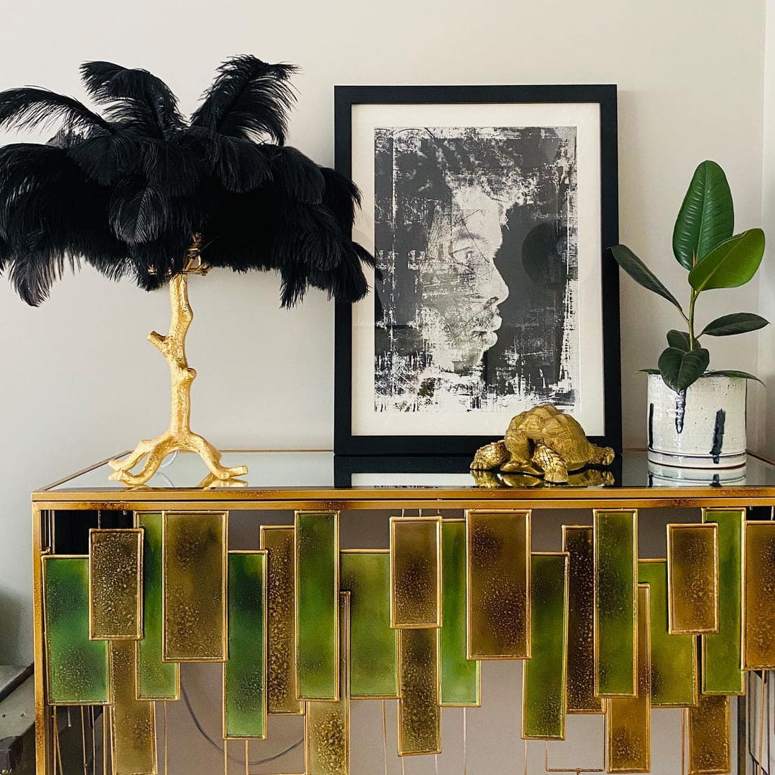 Art Deco Table Lamp – Curved Feather Arrangement
