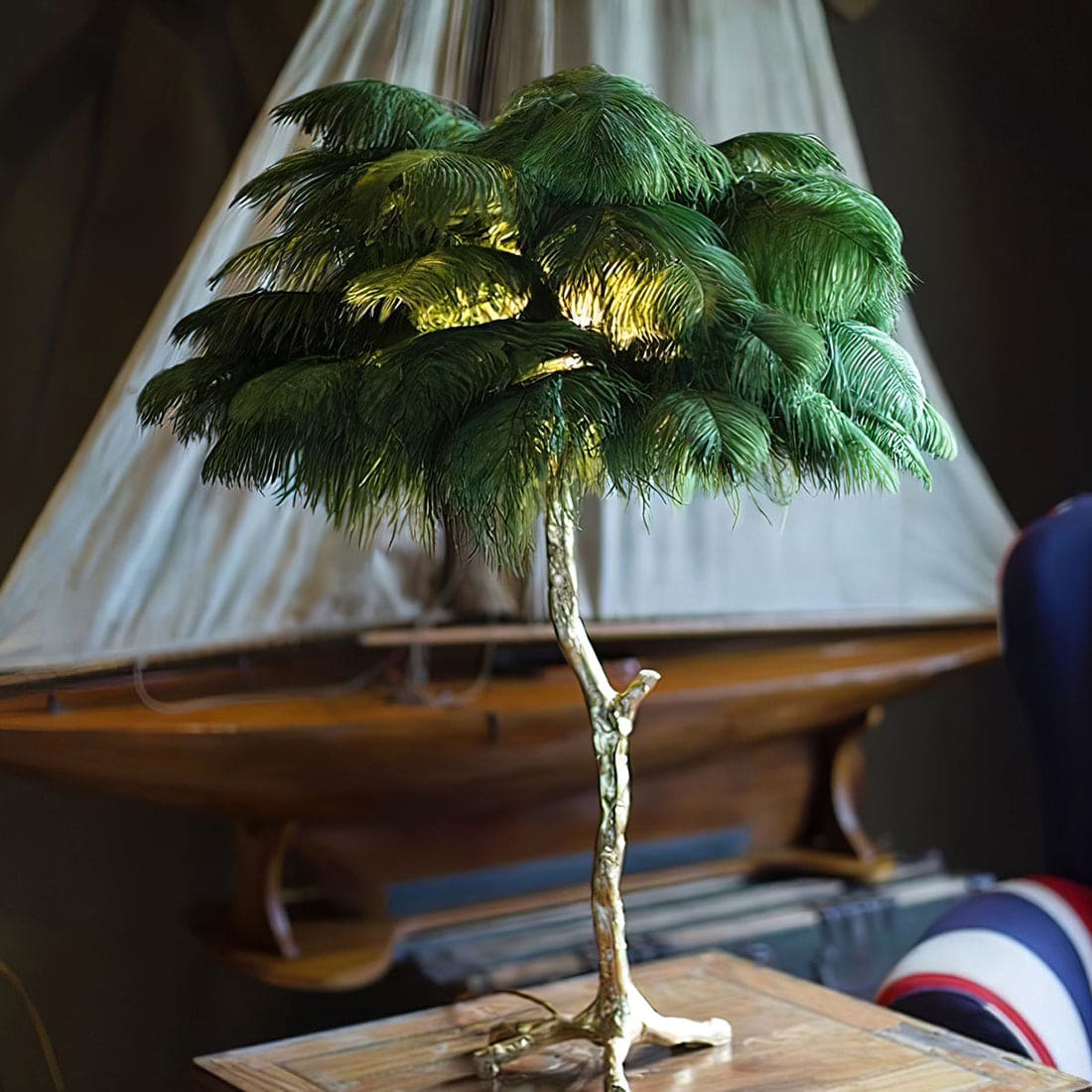 Art Deco Table Lamp – Curved Feather Arrangement