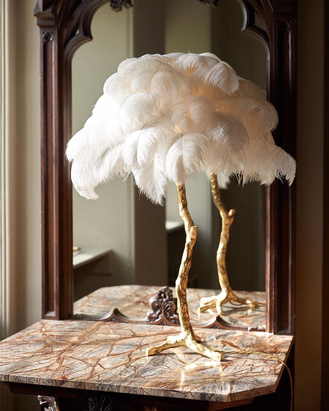 Art Deco Table Lamp – Curved Feather Arrangement