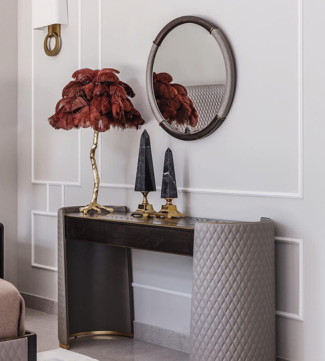 Art Deco Table Lamp – Curved Feather Arrangement
