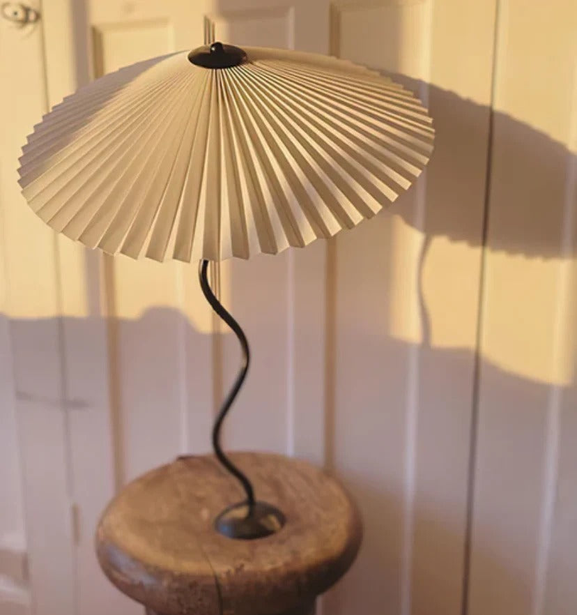 Vintage Table Lamp with Pleated-cone/Wavy-leg Design