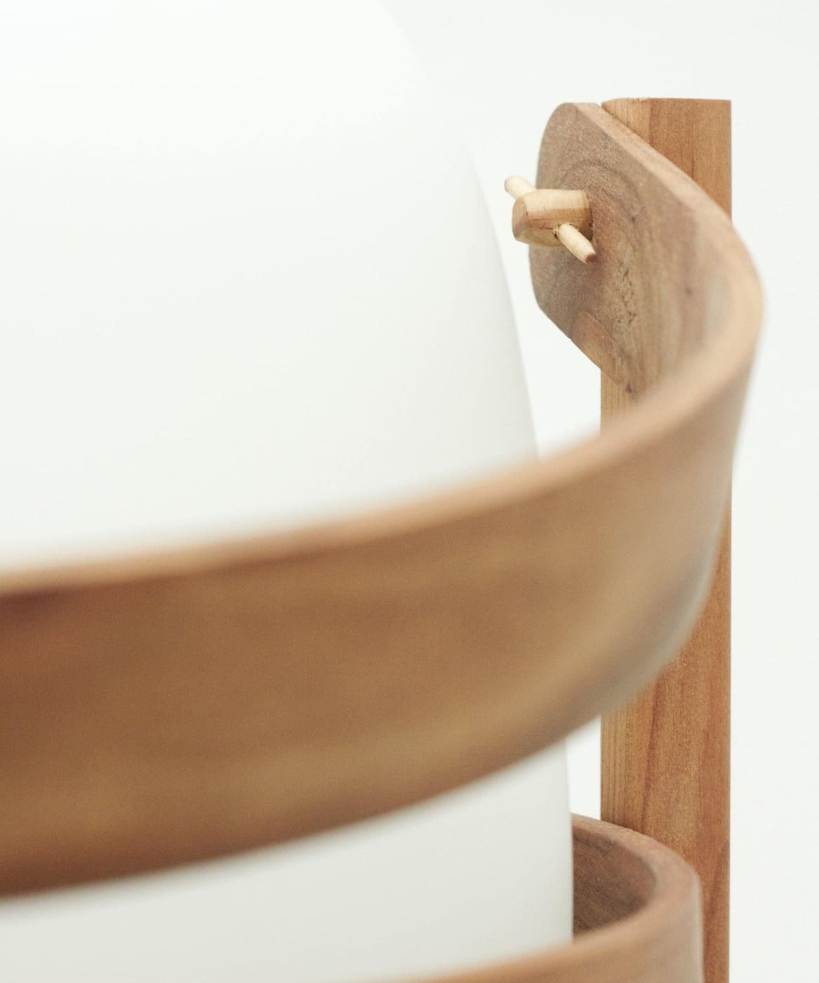 Minimalist Table Lamp – Oval Arched Silhouette