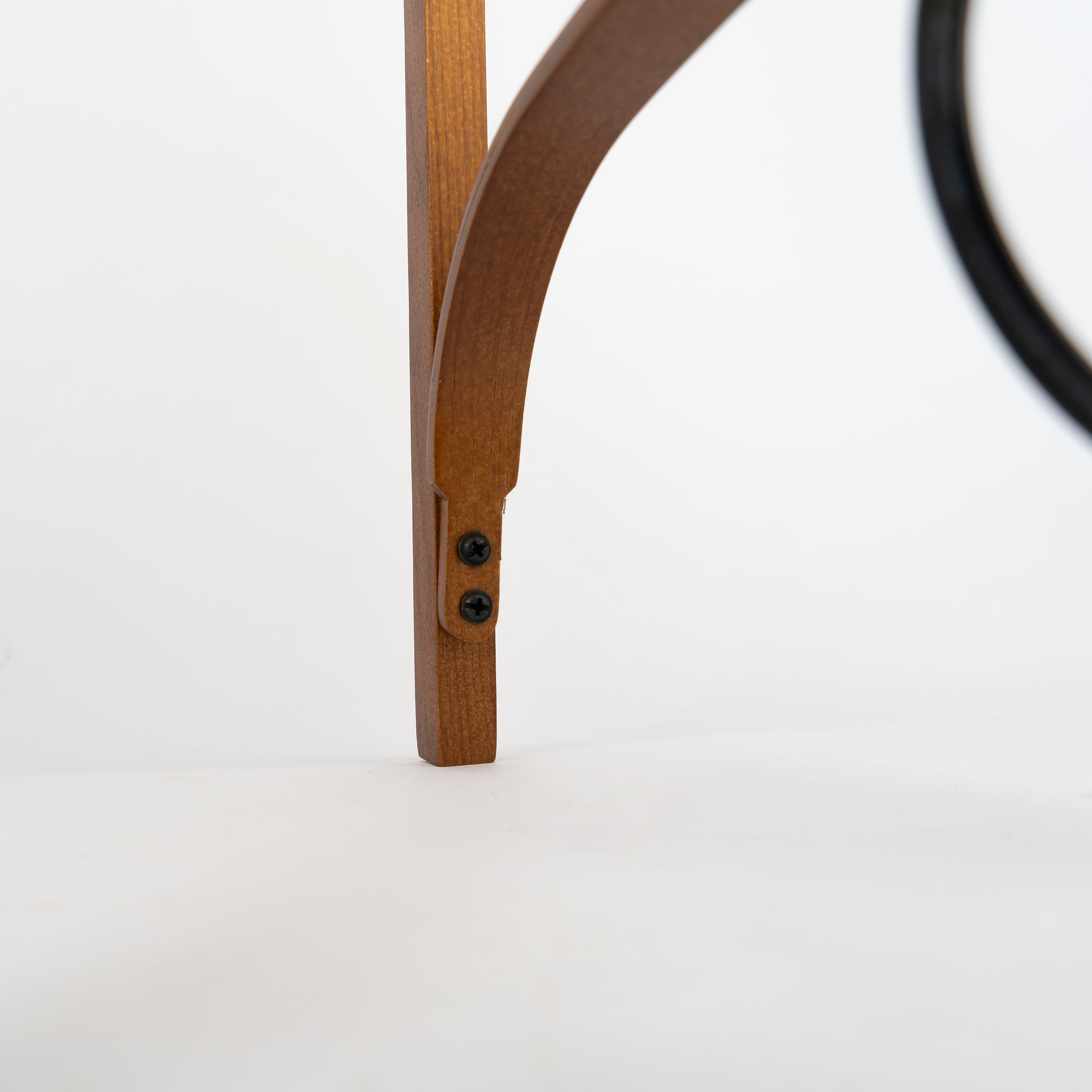Minimalist Table Lamp – Oval Arched Silhouette