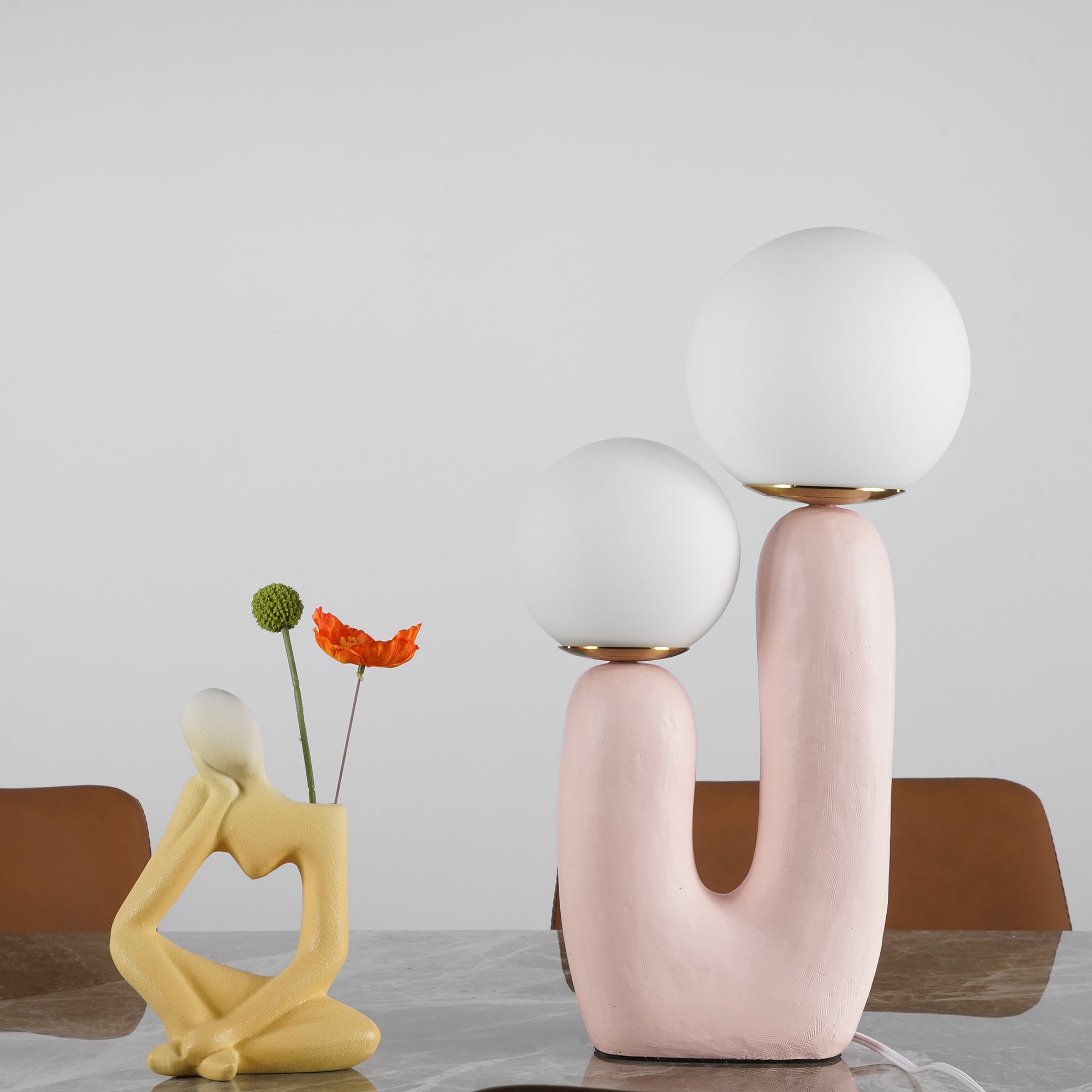 Minimalist U-Shaped Table Lamp with Twin Spheres
