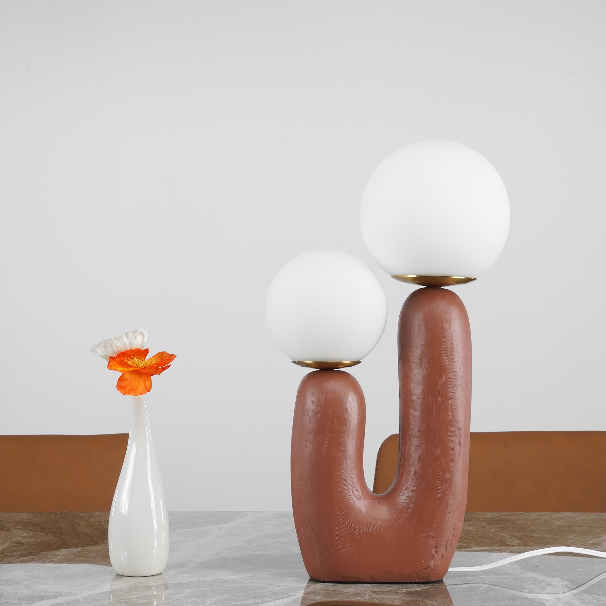 Minimalist U-Shaped Table Lamp with Twin Spheres