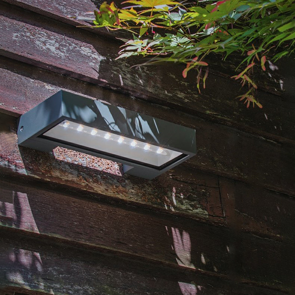 Sleek LED Outdoor Wall Light – Solar Powered & Waterproof Design