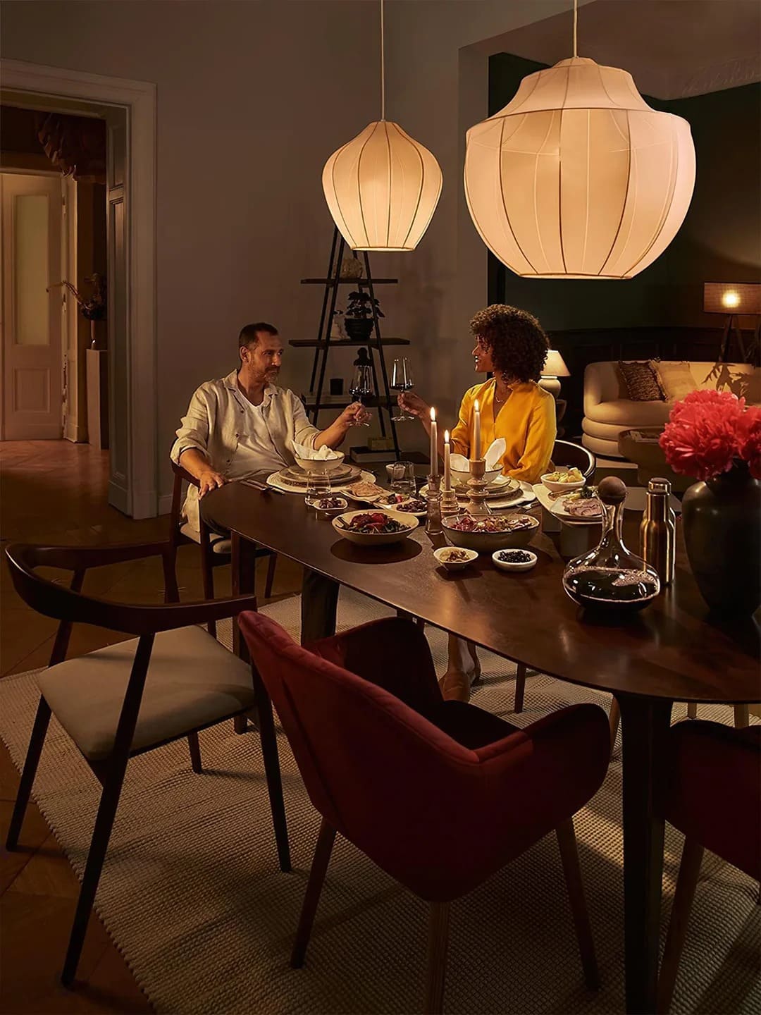 Minimalist Teardrop Pendant Light – Dual Silhouette