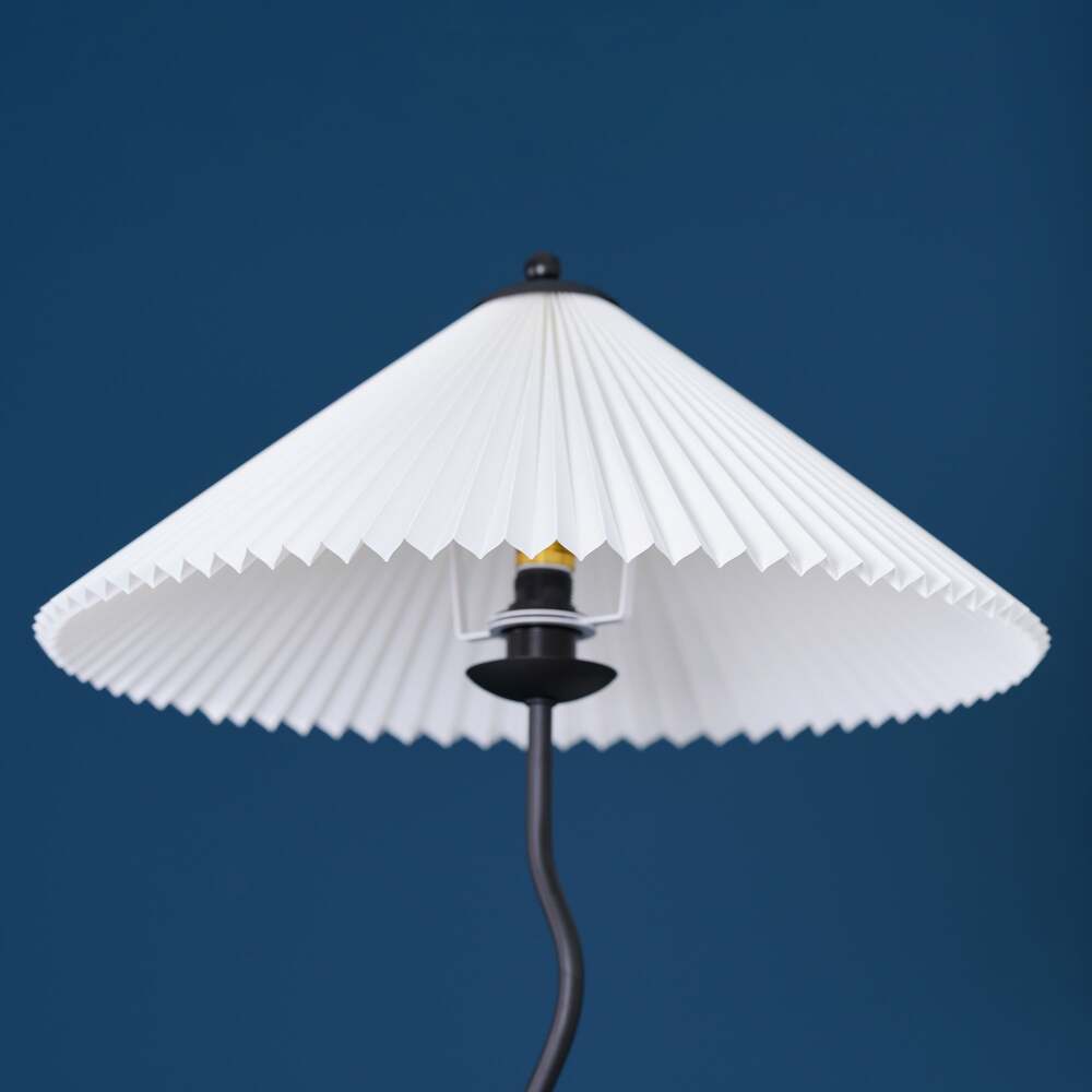 Minimalist Floor Lamp with Pleated Cone Shade