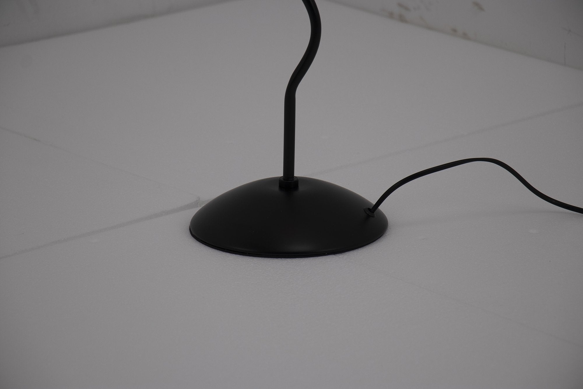 Minimalist Floor Lamp with Pleated Cone Shade