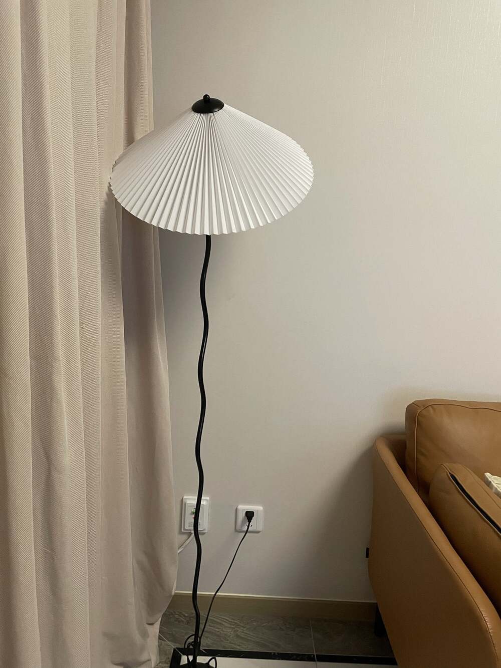 Minimalist Floor Lamp with Pleated Cone Shade