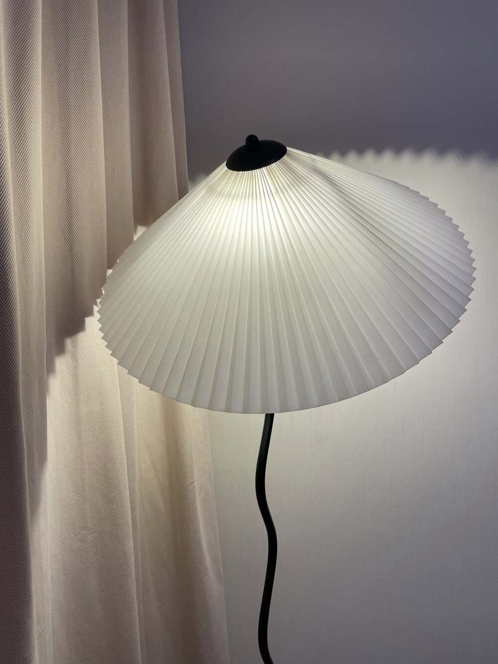 Minimalist Floor Lamp with Pleated Cone Shade