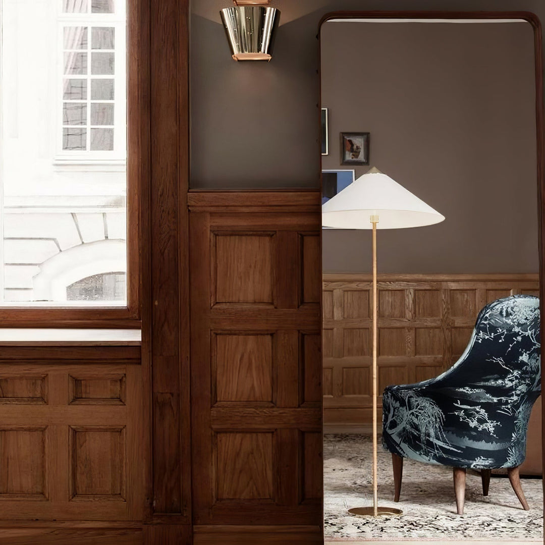 Vintage Chinese Hat Floor Lamp – Ambient Light for Any Room