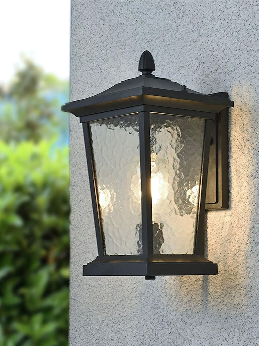 Vintage Industrial Outdoor Wall Lamp – Weather-Resistant Lantern Design