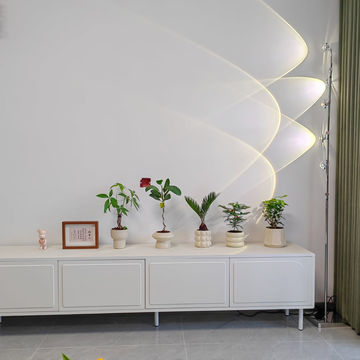 Industrial Floor Lamp – Horizontal LED Elements