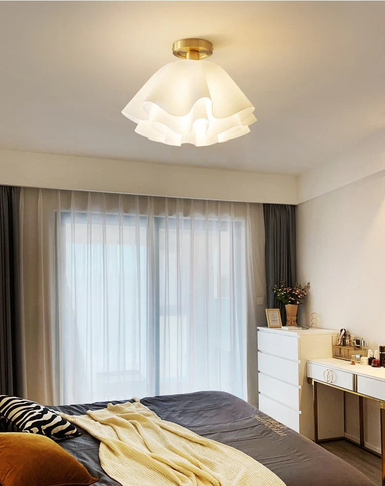 White Flower Ceiling Lamp - Vintage Style