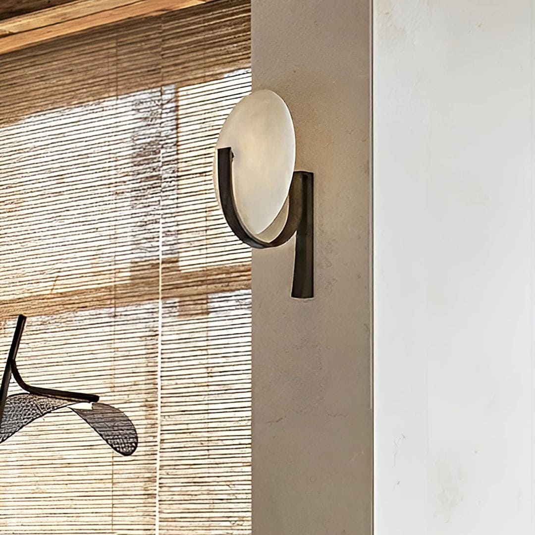 Curved Arc Wall Lamp – Minimal Style Solution