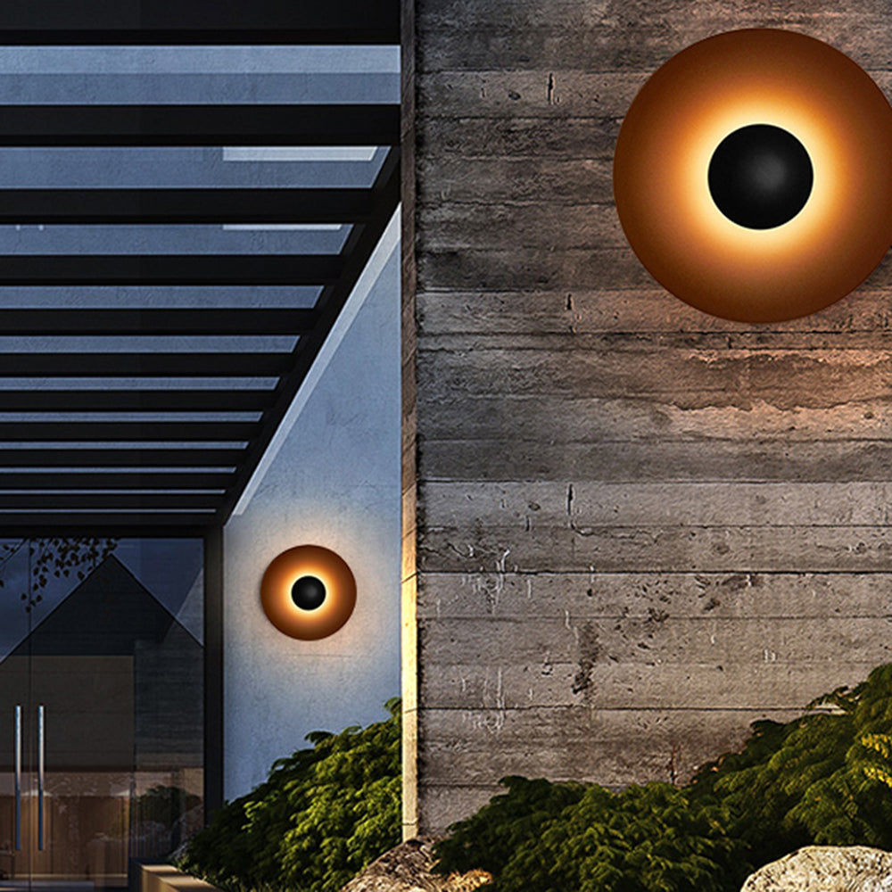 Designer Round Metal Outdoor Wall Lamp for Patio and Garden