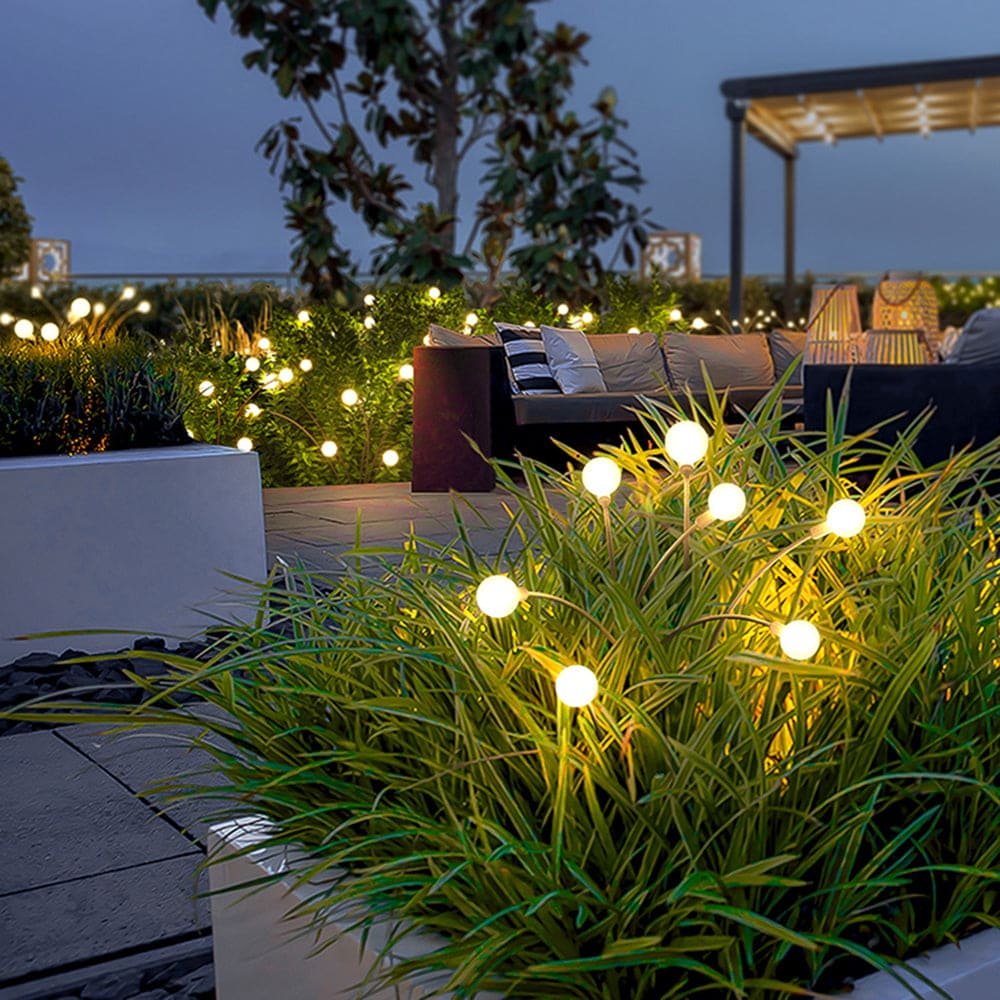 Elegant Outdoor Post Light – Black/White