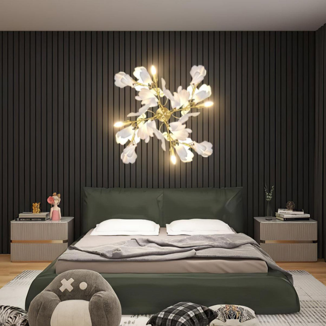 Elegant Floral Wall Lamp – Modern Gold & White