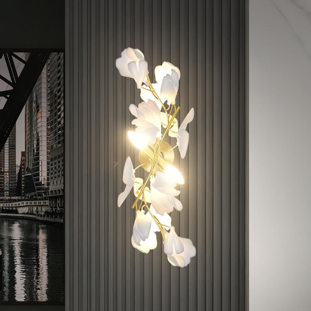 Elegant Floral Wall Lamp – Modern Gold & White