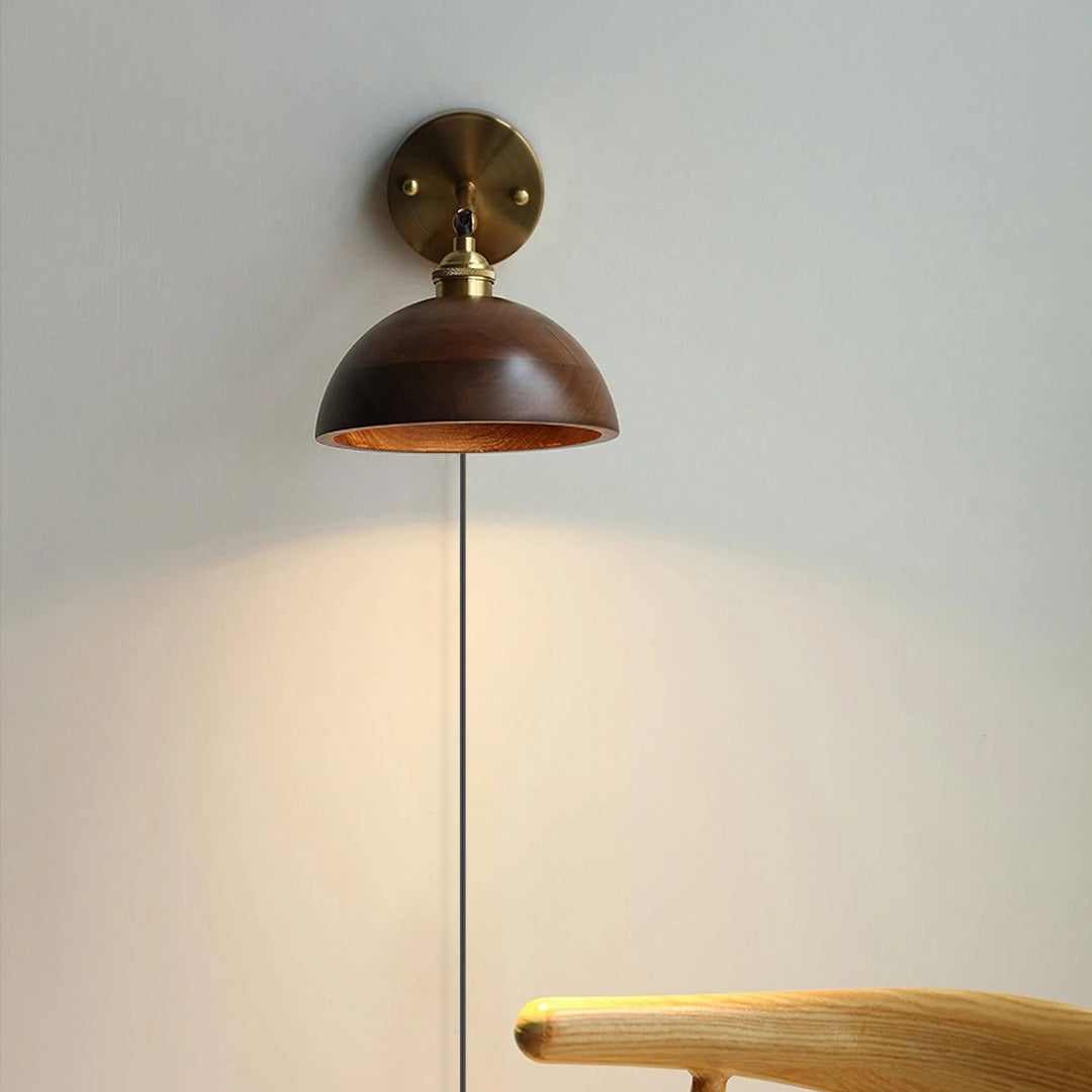 Mid-Century Wall Light – Brass & Walnut Design